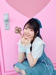 麻倉もも 15thシングル『めいきゅーらぶみー』発売記念キャンペーン画像