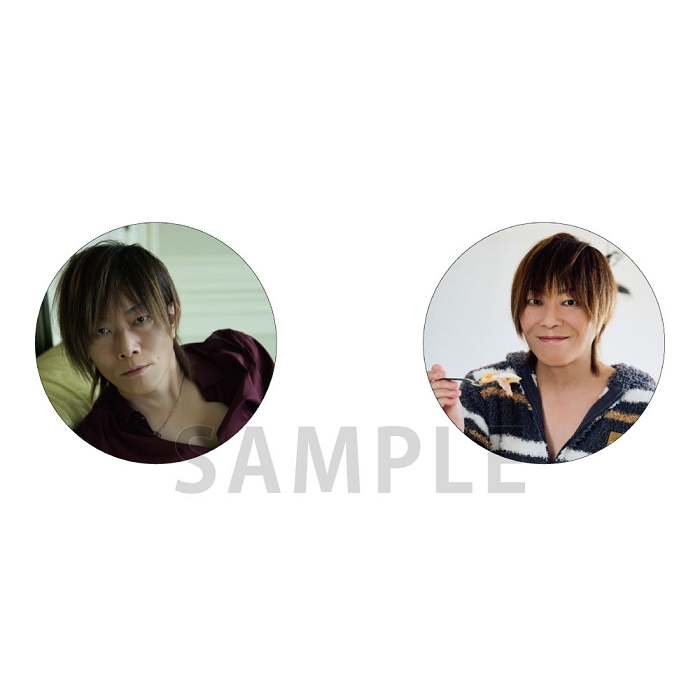 【9月1日(月)以降発送可】缶バッジ2個セット/谷山紀章50歳記念写真集　KRONICLE